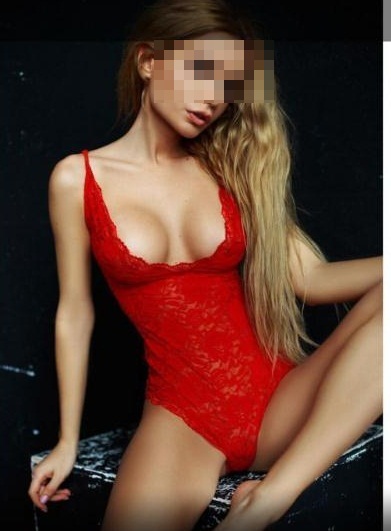 Etimesgut Escort — Sınırlarını Bilen, Bakımlı ve Güler Yüzlü Bir Duruş